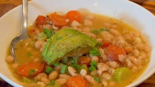 Sunday Dinner With Chef André: White Bean Soup